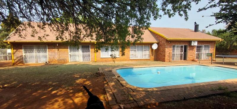 4 Bedroom Property for Sale in Universitas Ridge Free State